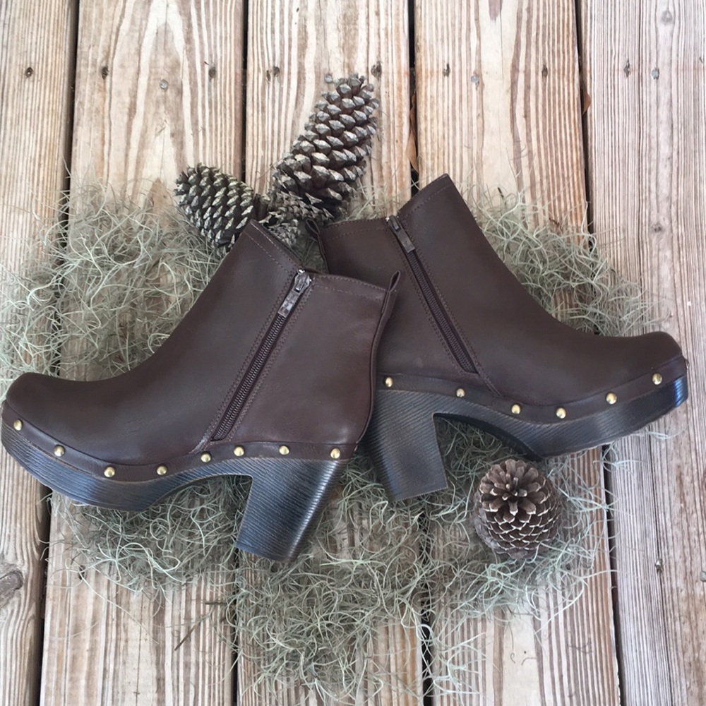 Brown Booties - Picture 3 of 8
